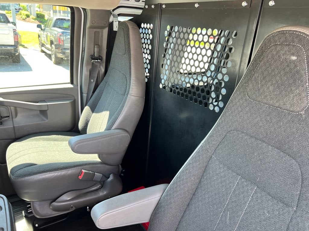 2025 GMC Savana Cargo Work Van