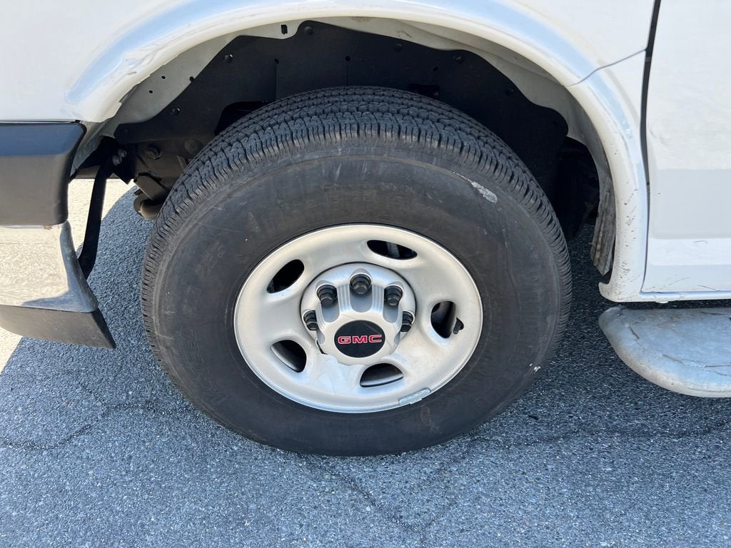 2025 GMC Savana Cargo Work Van