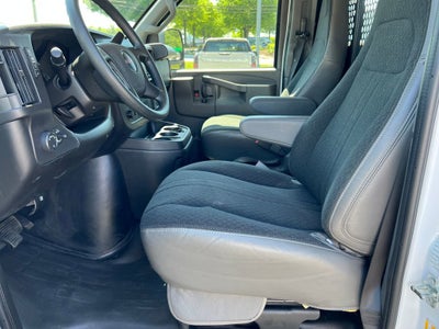 2025 GMC Savana Cargo Work Van