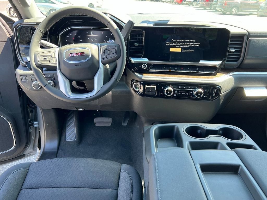 2025 GMC Sierra 1500 SLE