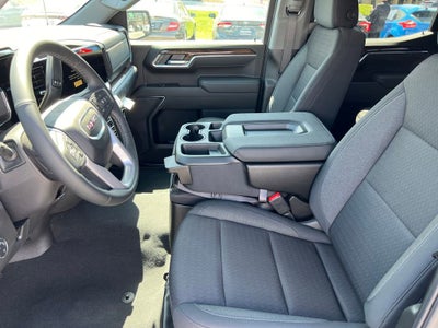 2025 GMC Sierra 1500 SLE