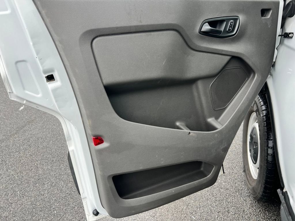 2023 Ford Transit Cargo Van T250 MD RF RWD