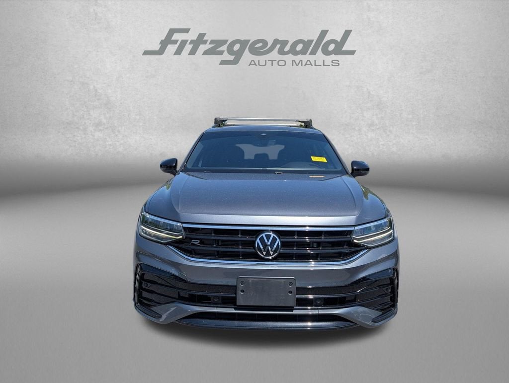 2023 Volkswagen Tiguan SE R-Line Black