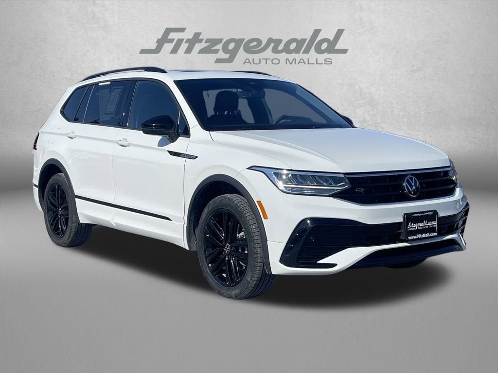 2022 Volkswagen Tiguan SE R-Line Black