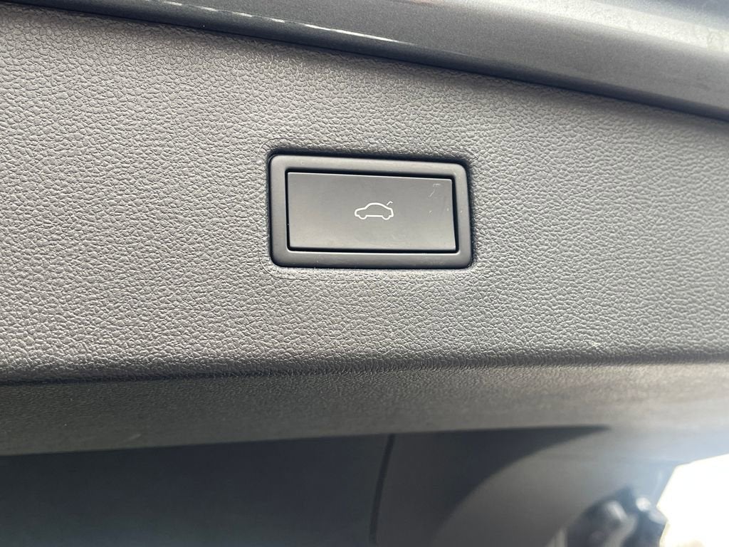 2024 Volkswagen Tiguan Wolfsburg Edition