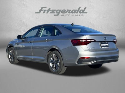 2024 Volkswagen JETTA SE