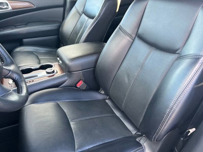 2020 Nissan Pathfinder Platinum