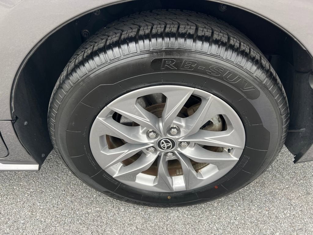 2024 Toyota Sienna XLE