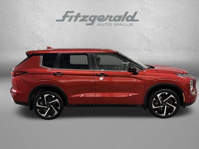 2022 Mitsubishi Outlander SE
