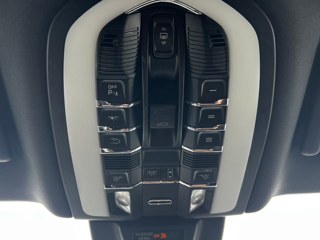 2020 Porsche Macan 4DR AWD