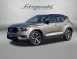 2022 Volvo XC40 R-Design