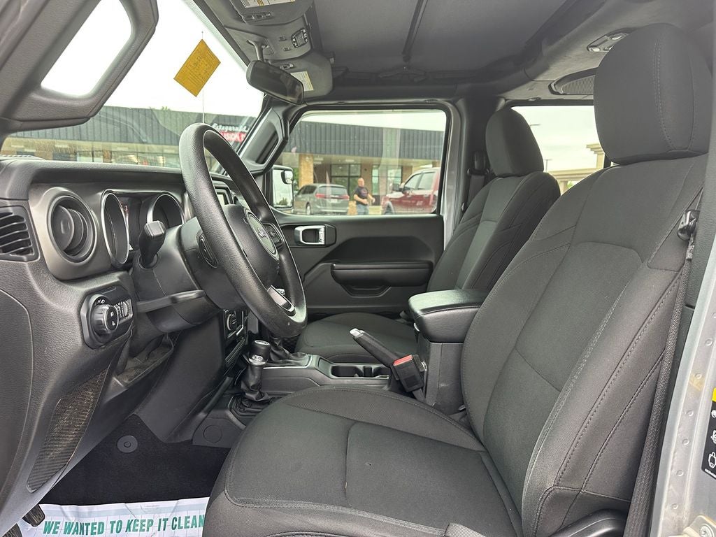 2021 Jeep Gladiator Sport