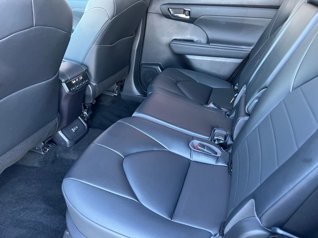 2023 TOYOTA TRU HIGHLANDER Base